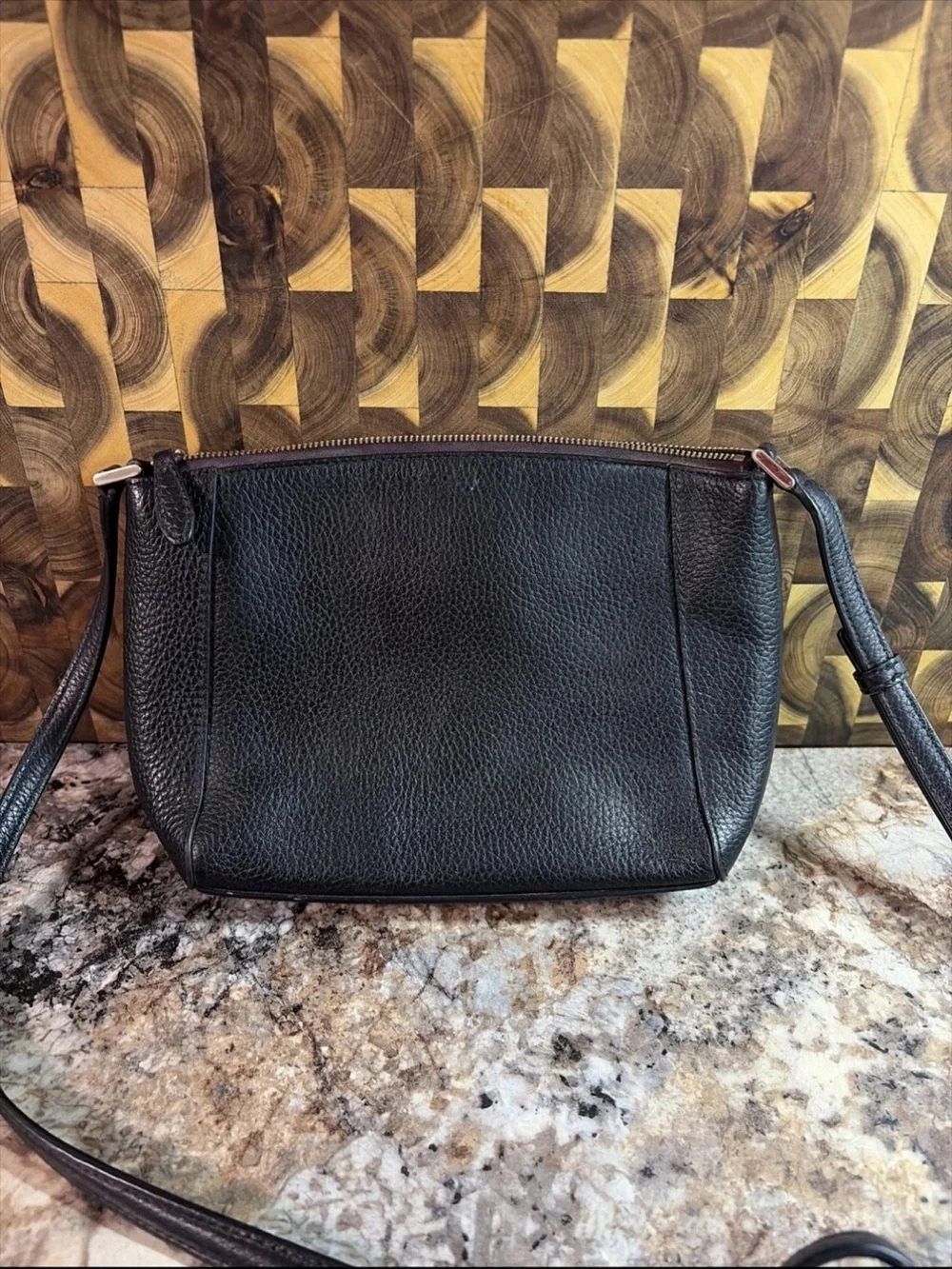 kate spade black pebbled leather crossbody bag with front pocket